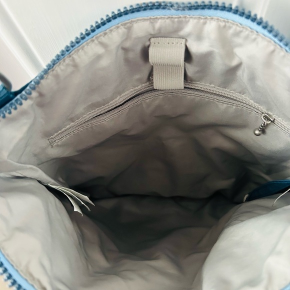 Baggallini Navy Crossbody Bag - Picture 8 of 8